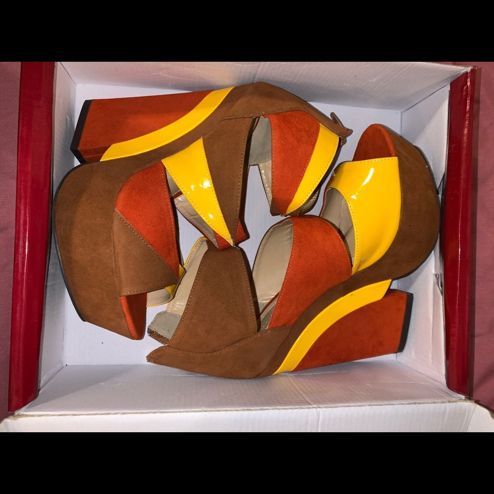 Tan/Multi “Liliana” heels